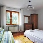 Zamkowa 47 *